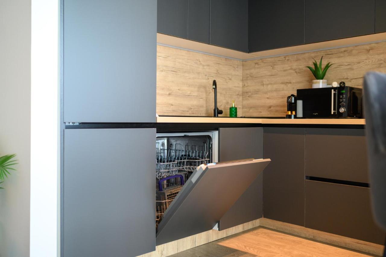 North Twin Apartment Букурещ Екстериор снимка